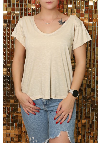 Regular Fit Terletmeyen Rahat Kesim V Yaka T Shirt