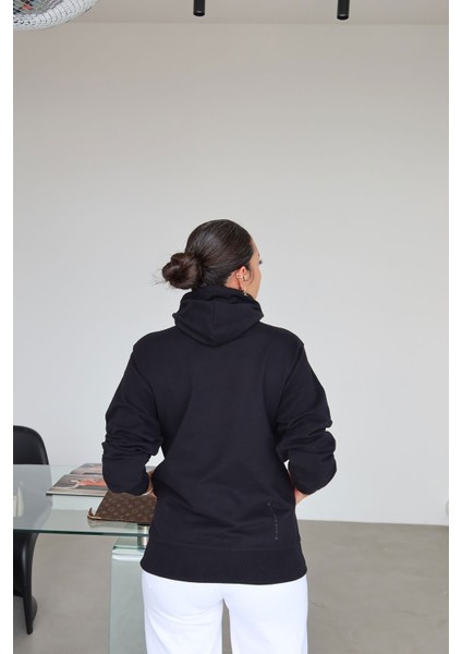 Kapüşonlu Oversize Basic Sweat indirimleri