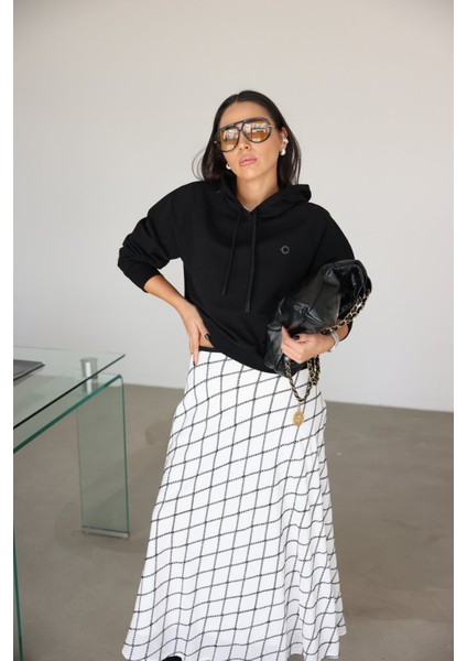 Kapişonlu Basic Sweat