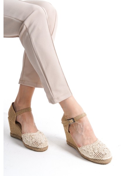 Gucha Kadın Dolgu Taban Sandalet Ayakkabı indirimleri