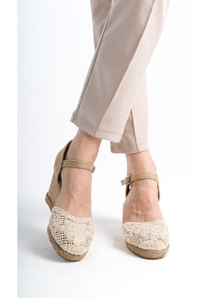 Gucha Kadın Dolgu Taban Sandalet Ayakkabı