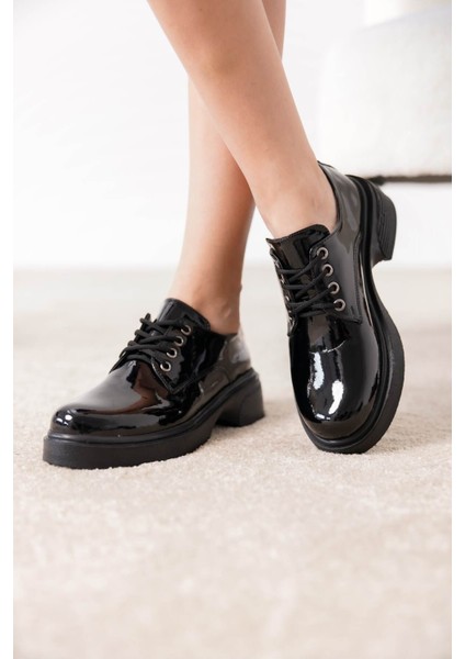 Lonika Bağcıklı Siyah Kalın Taban Oxford & Kolej Ayakkabısı fırsatları