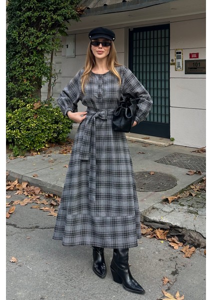 Gri Ekoseli Kuşaklı Uzun Elbise - 1235