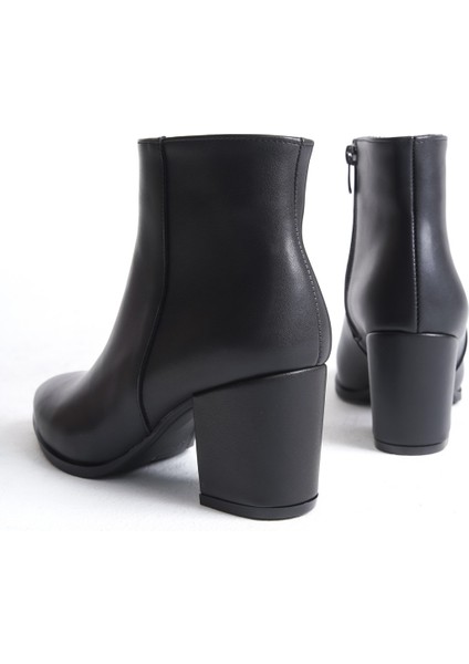 Poffy Mat Fermuar Detaylı Kadın Topuklu Bot modelleri