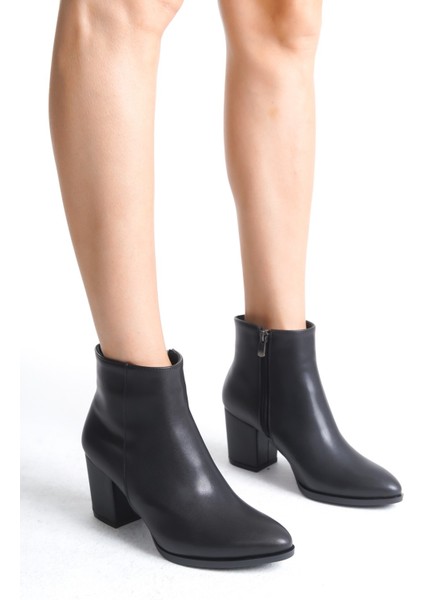 Poffy Mat Fermuar Detaylı Kadın Topuklu Bot