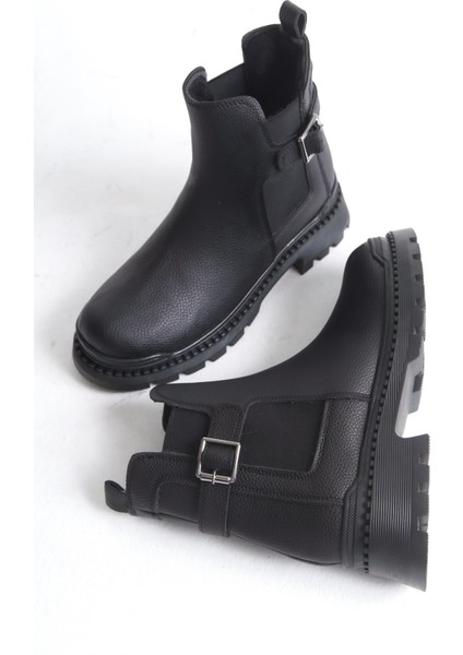 Alva Bej Kalın Tabanlı Toka Detaylı Lastikli Bot modelleri