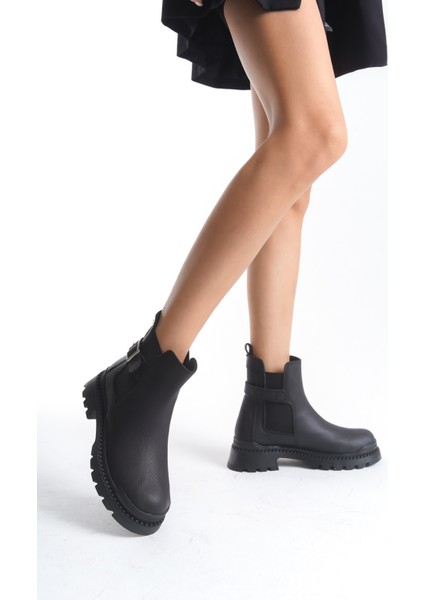 Alva Bej Kalın Tabanlı Toka Detaylı Lastikli Bot fırsatları