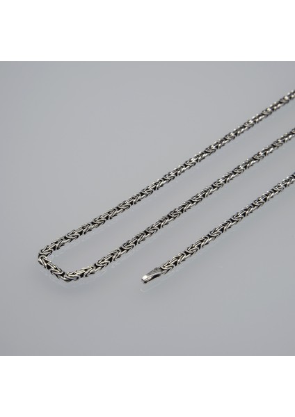 50 Mikron Oksitli Kare Kral Gümüş Zincir