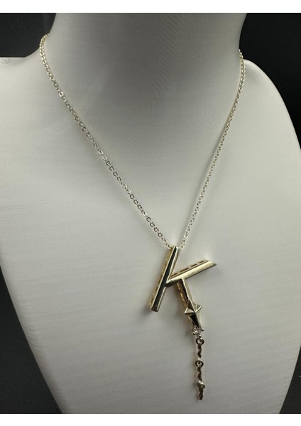 Altın Rengi K Harfi Yıldız ve Taş Detaylı Çelik Kolye fiyatları