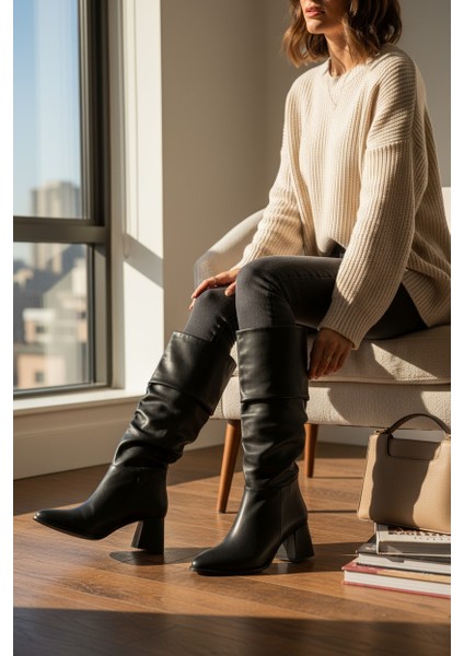 Siyah Uzun Körüklü Ince Taban Topuklu Kadın Çizme modelleri