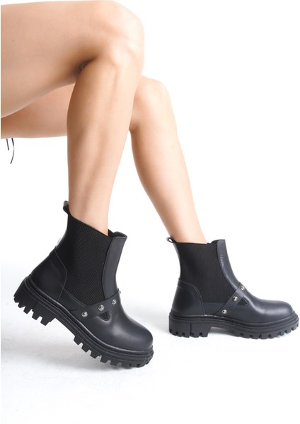 Klop Siyah Hakiki Deri Lastikli Inci Toka Detaylı Kadın Bot indirimleri