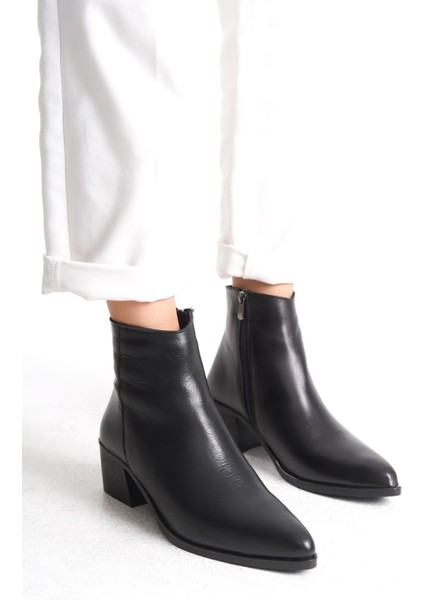 Zaha Hakiki Deri Fermuarlı Kalın Topuklu Kadın Bot