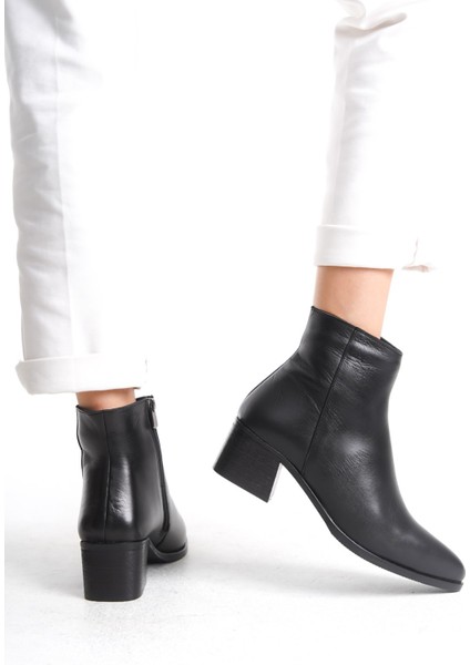 Zaha Hakiki Deri Fermuarlı Kalın Topuklu Kadın Bot
