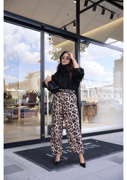 Beli ve Paçası Lastikli Leaopar Desen Pantolon