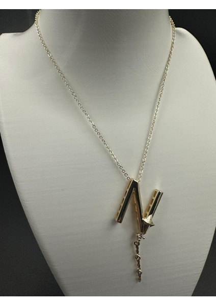 Altın Rengi N Harfi Yıldız ve Taş Detaylı Çelik Kolye fiyatları