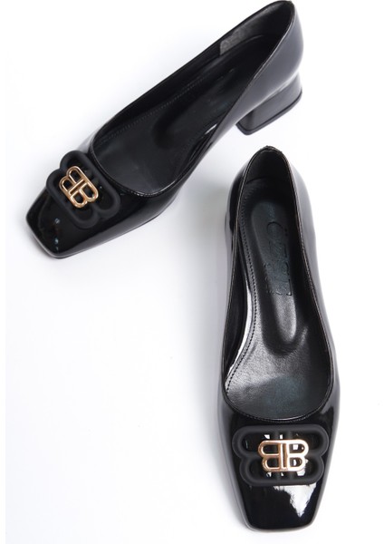 Rugan Blok Topuklu Klasik Ayakkabı fiyatları