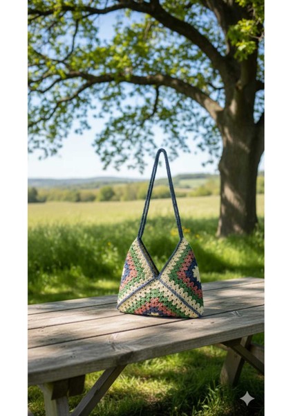 Özgür Kız Model Kağıt Ip Tığ Işi El Örgüsü Çanta
