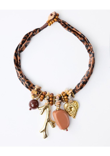Kahverengi Leopar Desenli Çoklu Charm Detaylı Kolye