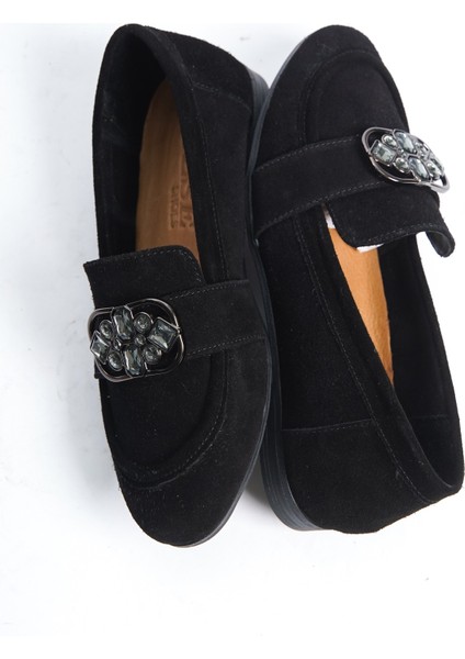 Siyah Taşlı Toka Detaylı Süet Babet modelleri