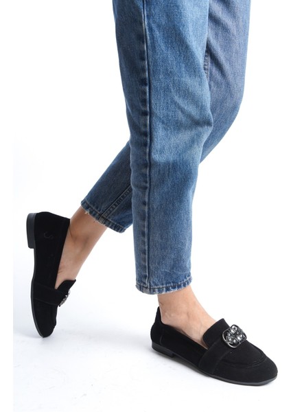 Siyah Taşlı Toka Detaylı Süet Babet