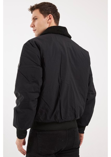 Chelsea Siyah Dolgulu Mont