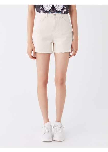 Yeni Sezon Standart Fit Kadın Jean Şort fırsatları