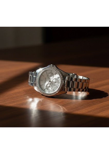 Kadın Kol Saati Gümüş Renk, Gümüş Kadran - Şık Metal Kordon, 2 Yıl Garantili fiyatları