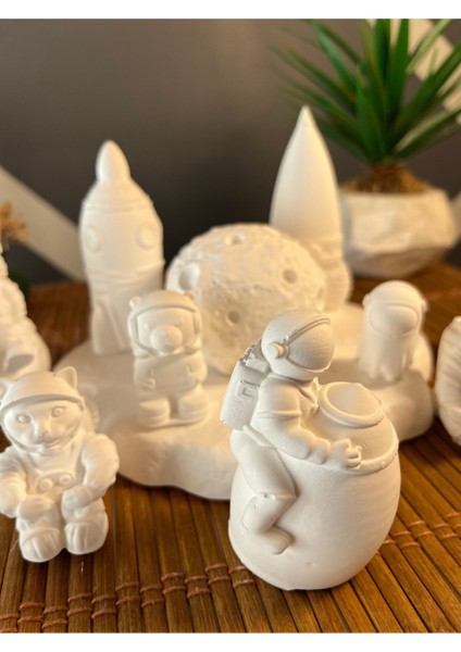 12 Adet (3d) Uzay Seti Taş Boyama Çocuk Gelişimi Figür Büst Taş Boyama Seti Etkinlik Astronot fiyatları