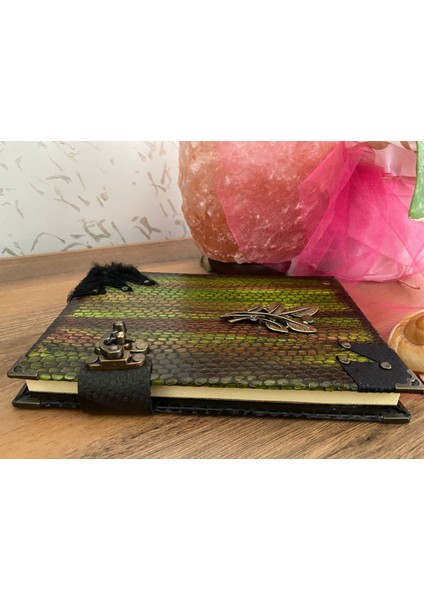 Hakiki Deri Doğaçlama Zamak Döküm Yaprak Figürlü Efektli El Yapımı Defter modelleri