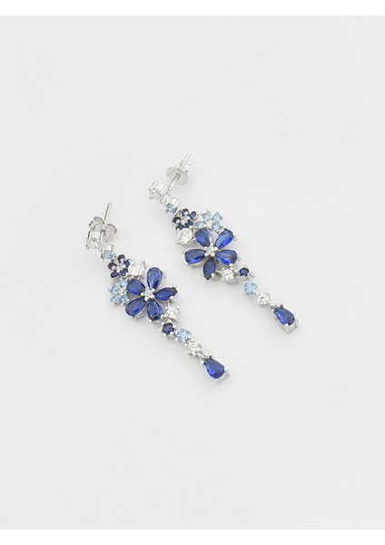 Safir Taşlı Pırlanta Model Çiçek Demeti Sallantılı Kadın Gümüş Küpe modelleri