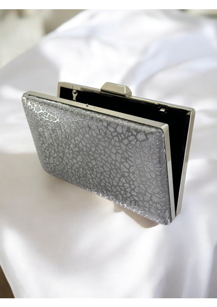 Platin Ithal Simli Desenli Metal Saplı Kadın Abiye Çanta fırsatları