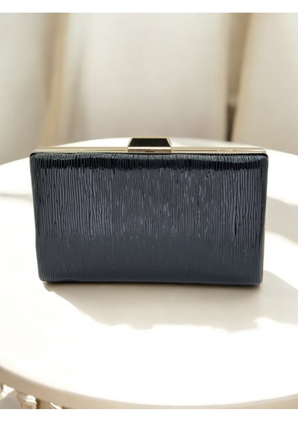 Siyah Desenli Rugan Abiye Gece Çantası Düğün Nişan Mezuniyet Çantası modelleri