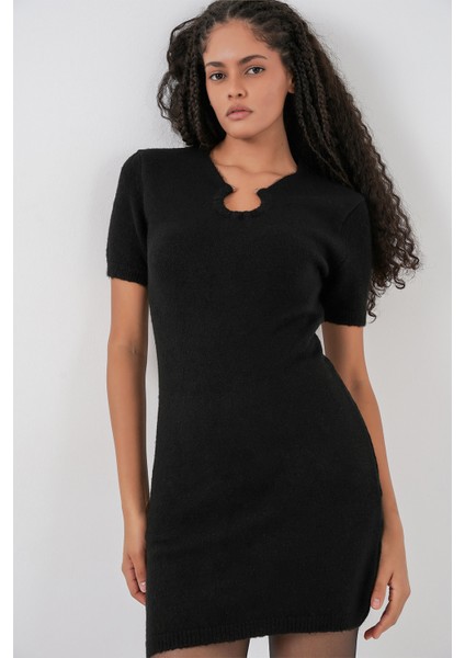 Kadın Kolye Detaylı Triko Elbise 15989 - Siyah modelleri