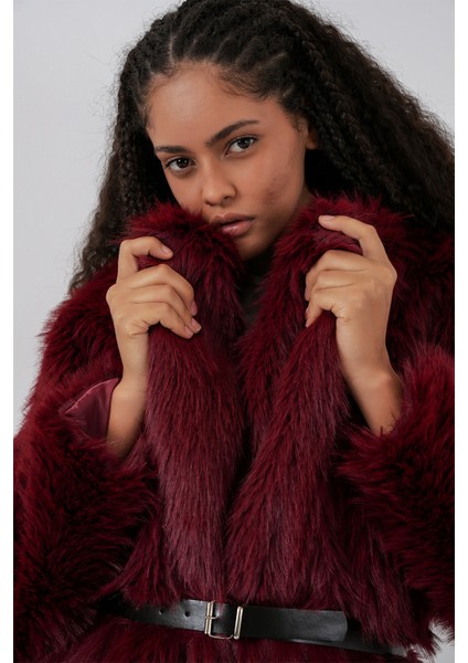Kadın Kemerli Oversize Kürklü Kaban 9156 - Bordo fırsatları