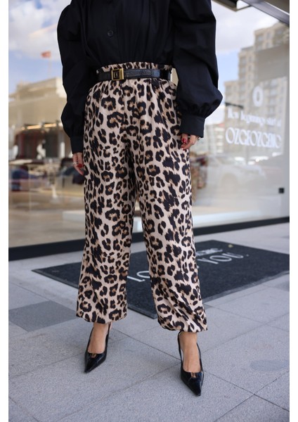 Beli ve Paçası Lastikli Leaopar Desen Pantolon indirimleri