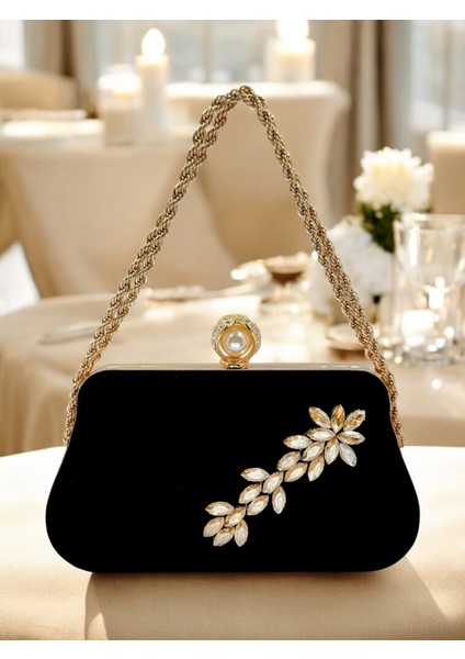 Siyah Süet Abiye Çanta: Inci ve Zincir Detaylı Kristal Gece Çantası fırsatları