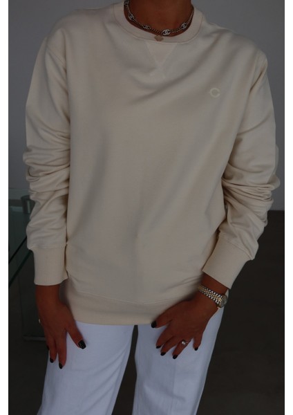 Bisiklet Yaka Oversize Basic Sweat indirimleri