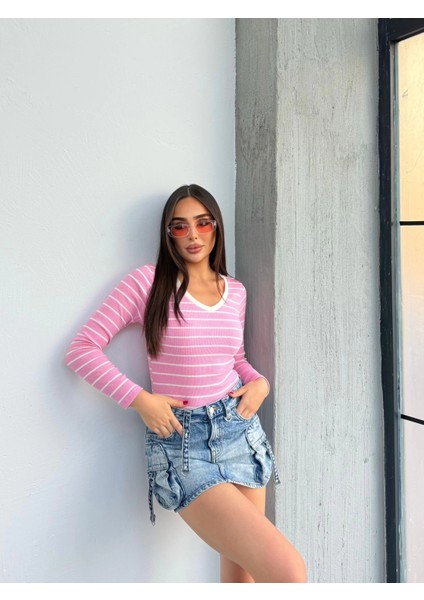 V Yaka Çizgili Bluz Pembe fırsatları