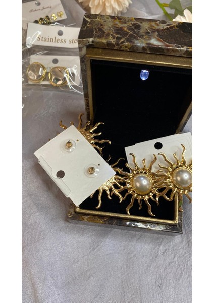 Güneş Küpe Zarif Tasarım Iki Rengiyle fiyatları