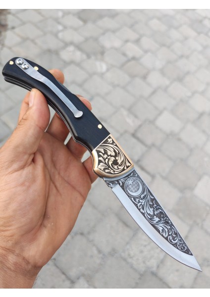 Özel Gravürlü Sırttan Kilitli Paslanmaz Çakı Klipsli Günlük Kullanım Kamp ve Doğa Bıçağı Erkeklere Özel Hediye fiyatları