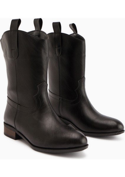 Liza Siyah Çekme Kadın Bot modelleri