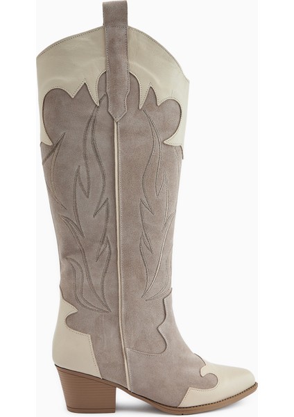 Lara Hakiki Deri Bej Süet Nakışlı Deri Detaylı Topuklu Western Çizme