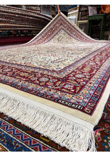 El Dokuma Sümerbank Hereke Halısı Imzalı Yedi Dağın Çiçeği Modeli Birinci Sınıf Kalite Ebat 300X200 modelleri