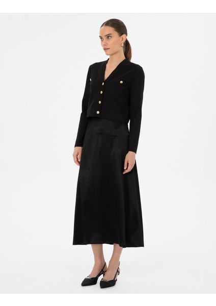 Kadın Siyah A Kesim Saten Dokuma Etek 50318241-VR046 modelleri
