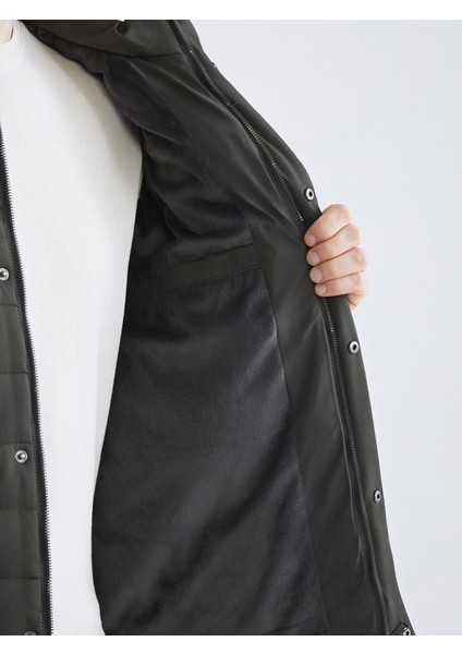 Yeni Sezon Standart Kalıp Dik Yaka Erkek Şişme Mont fırsatları