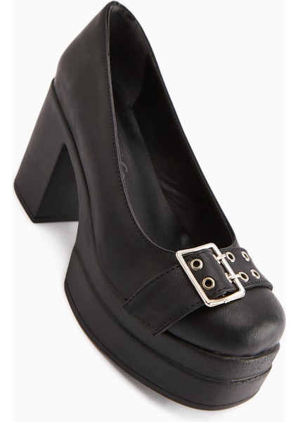 Salin Siyah Kemer Detaylı Dekolteli Topuklu Günlük Ayakkabı