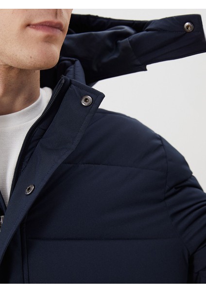 Yeni Sezon Standart Kalıp Kapüşonlu Erkek Parka modelleri