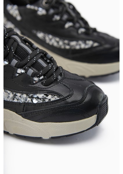 Rozhin Siyah Pullu Kalın Taban Kadın Spor Ayakkabı fırsatları