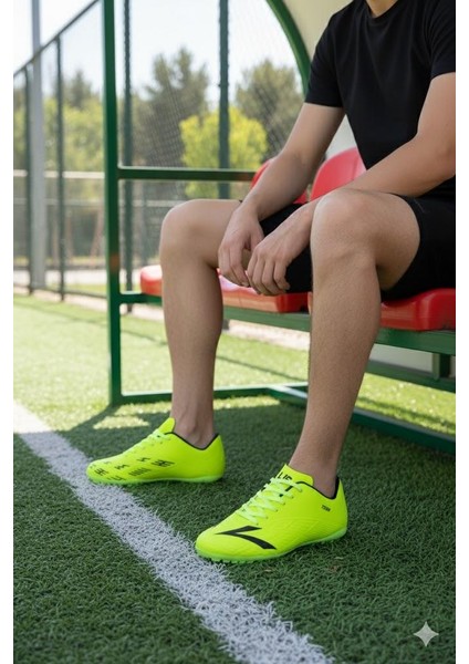 Titan Sarı Orjinal Ürün Çim Saha Halı Saha Erkek Futbol Ayakkabı