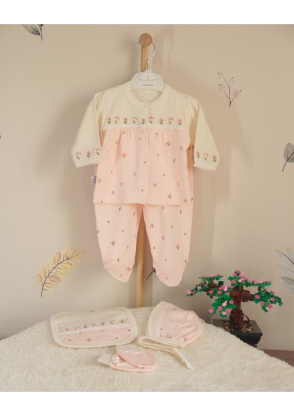 Pembe Çiçek Nakışlı %100 Pamuk 10 Parça Yenidoğan Hediye Kutusu – Pike, Müslin Set ve 5'li Zıbın Takımı indirimleri